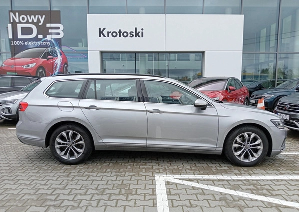 Volkswagen Passat cena 84900 przebieg: 71904, rok produkcji 2020 z Łódź małe 497